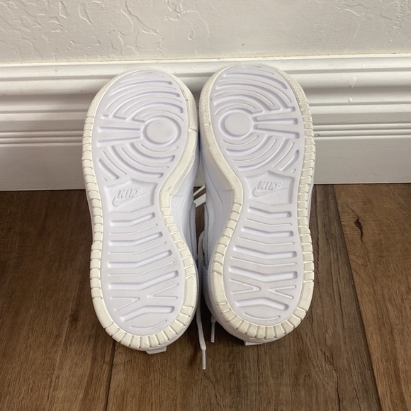 Womens Nike Dunk High Up - Picture 3 of 5